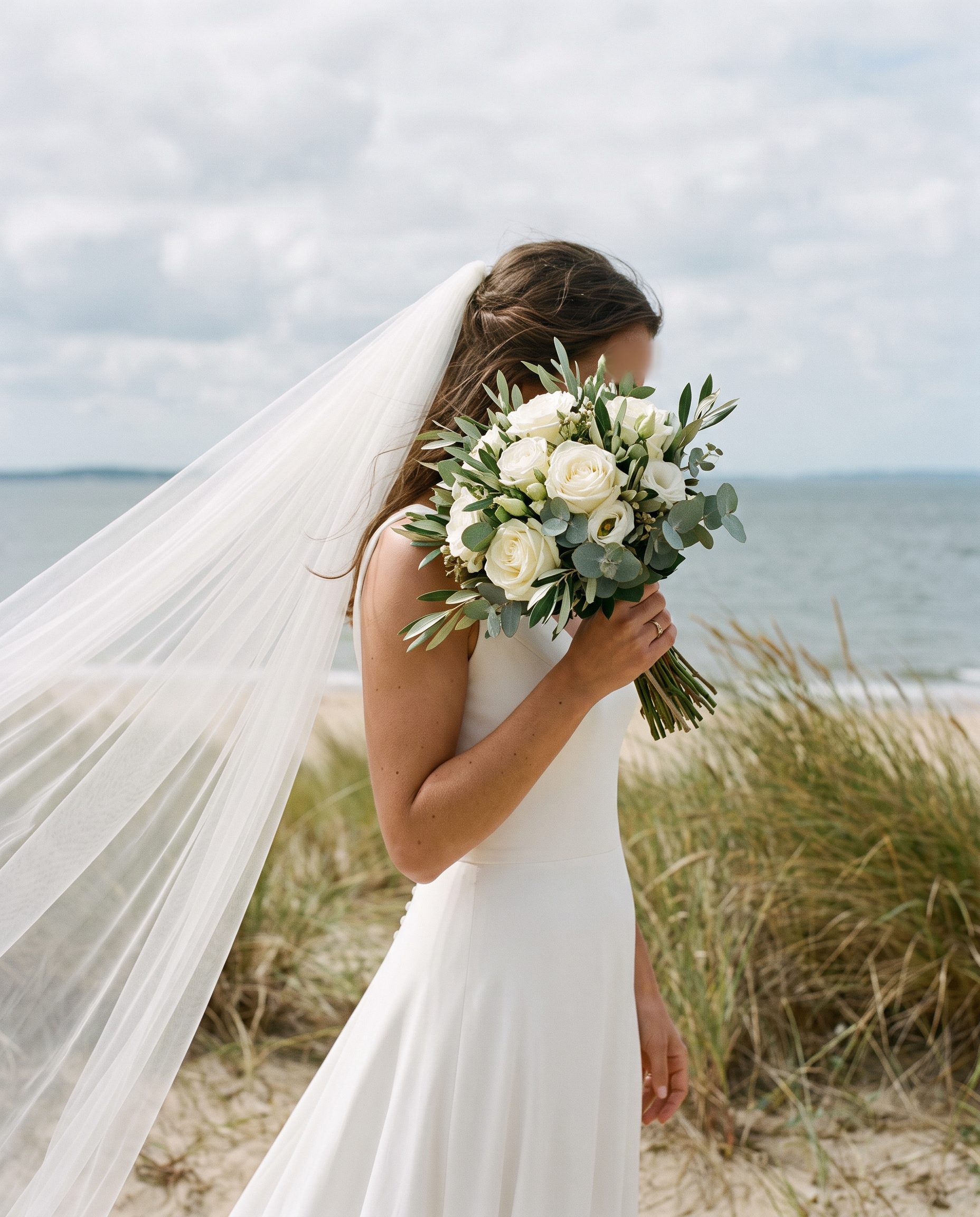 Bouquet serré dans le vent de la plage